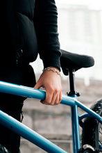 Load image into Gallery viewer, Mirror Link Bracelet (Mids)